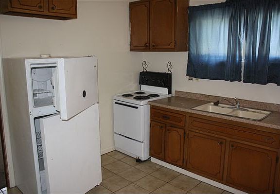 6879 webster, 2888 imlay city 009