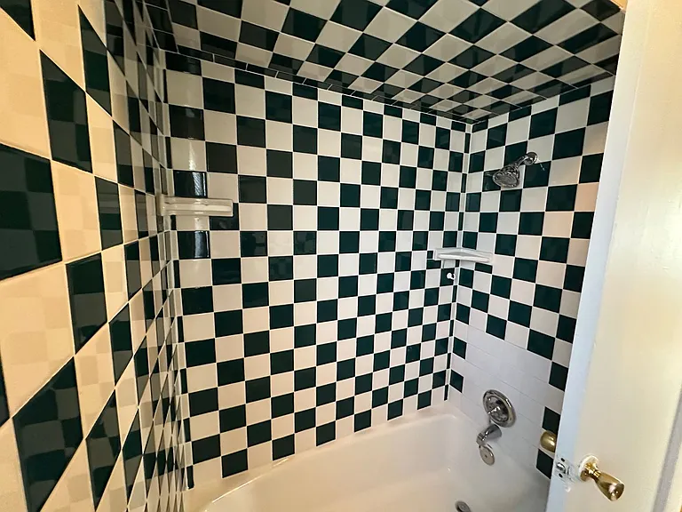 465 Wilson Ave — Photo 11
