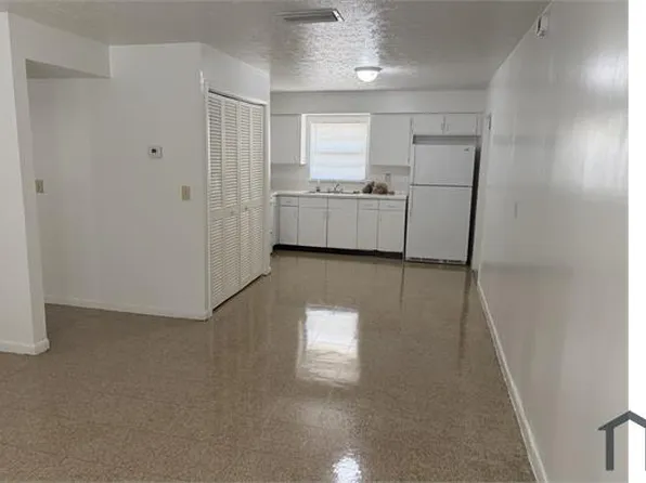 8603 N 14th St, Tampa, FL
