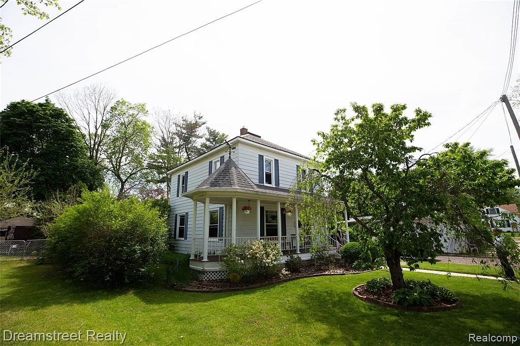 8 Ann St, Milan, MI 48160 Zillow