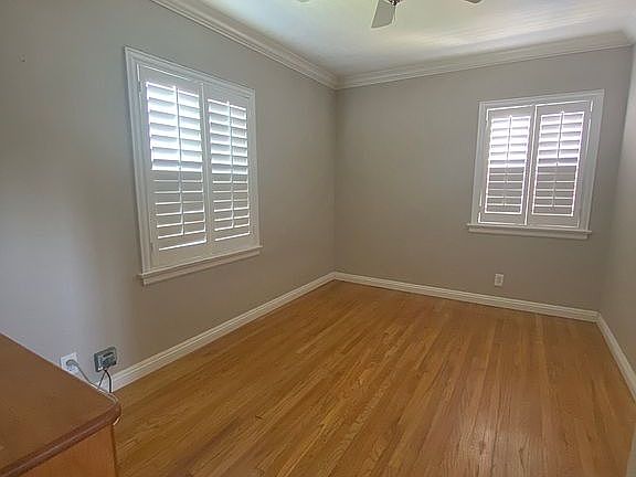 Bedroom (1 of 3)