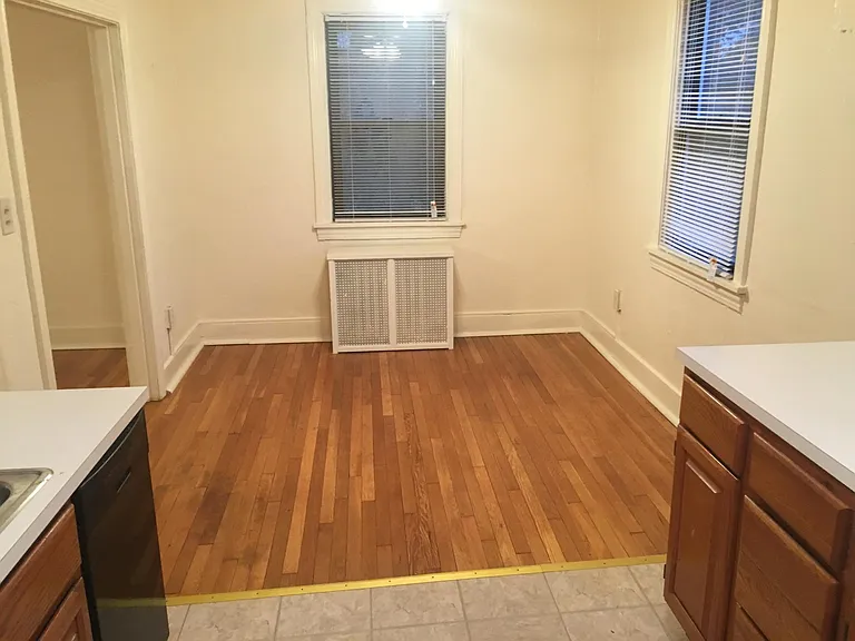 208 Beverly Rd #4 — Photo 9