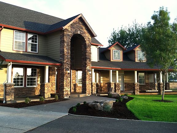 3rd image of 8017 NE 169th St