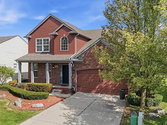 2nd image of 58916 Virginia Cir