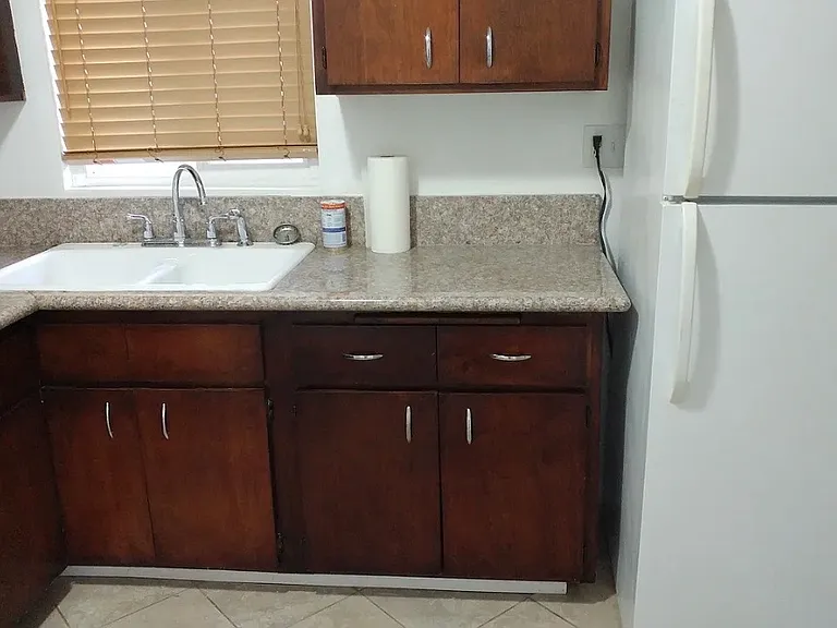 2232 University Ave — Photo 6
