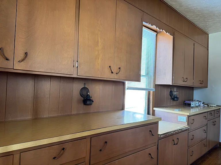 1131 S Section Line Rd — Photo 16