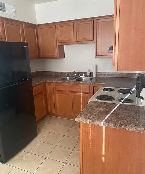 Kitchen - sink/fridge view