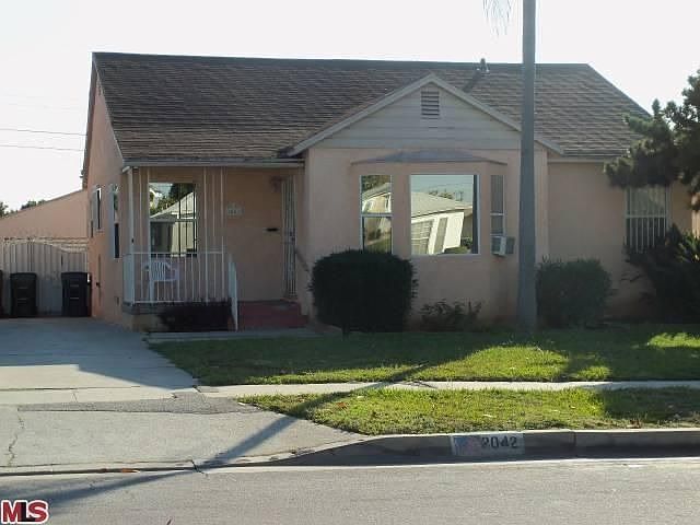 1st image of 2042 W 112th St