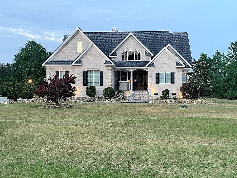1st image of 989 Augusta Ln