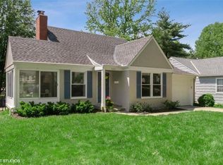 5322 Canterbury Rd, Fairway, KS 66205