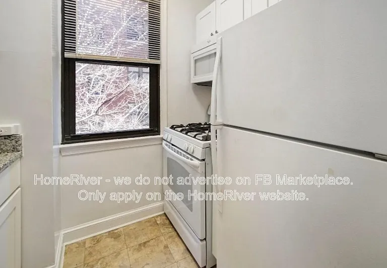 1010 25th St NW #511 — Photo 9