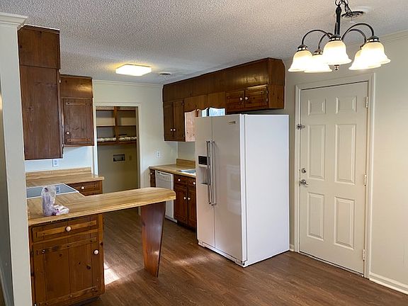 5th image of 1320 Asterwood Trl NW