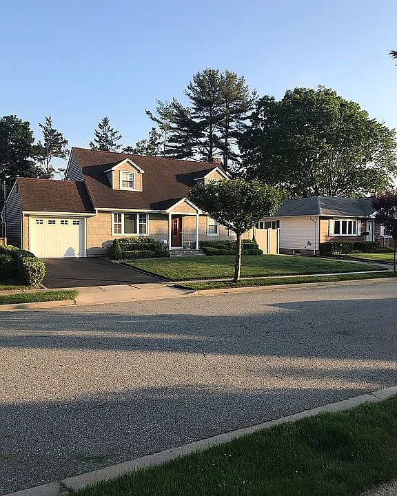 2nd image of 11 Ross Ln
