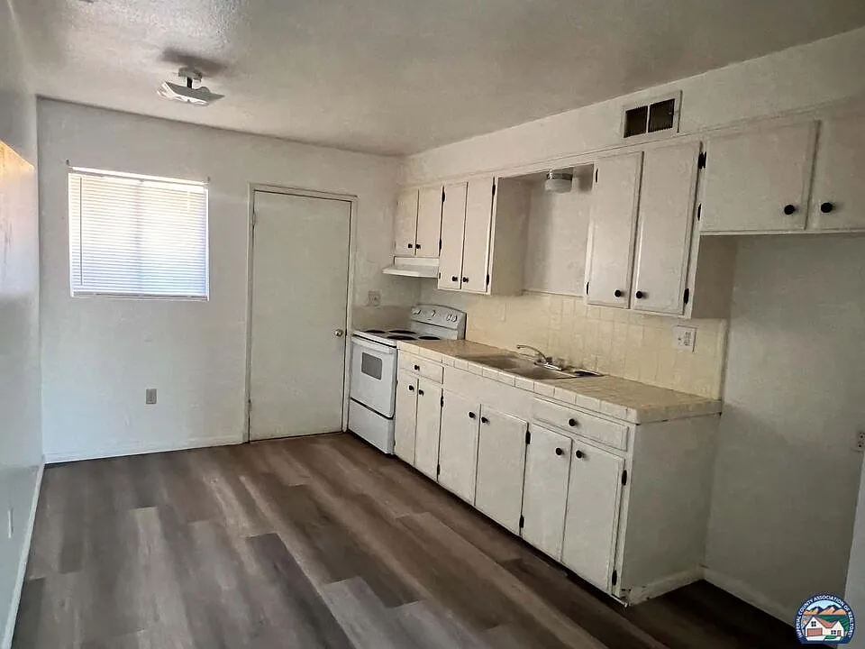 2 bed, 1.0 bath, 700 sqft, $1,425 — Photo 4