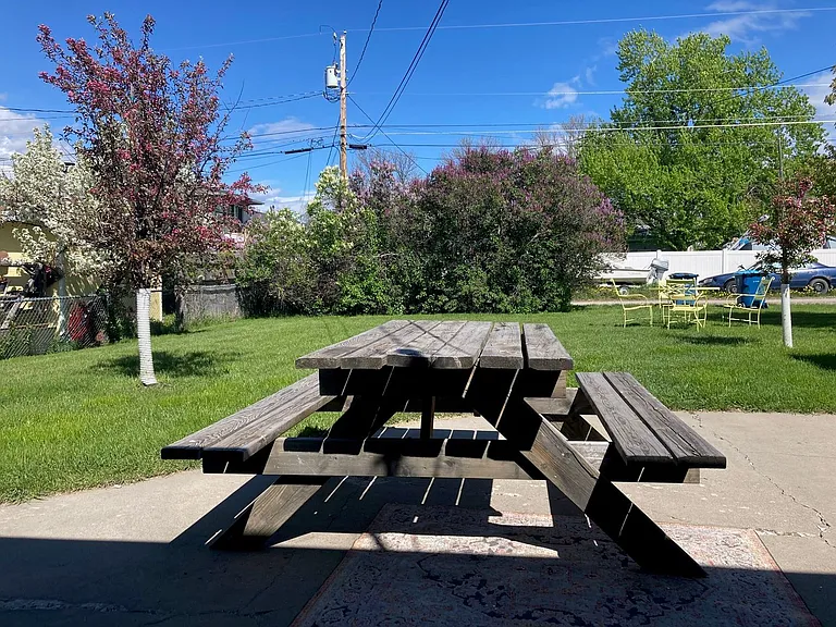 316 N 10th Ave — Photo 8