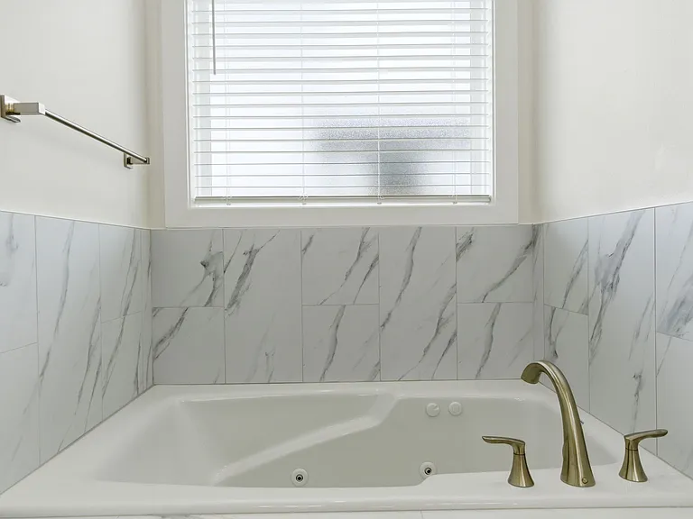 531 Bose Ave — Photo 14
