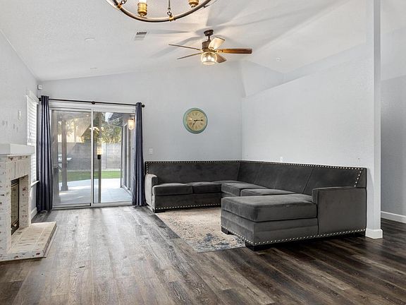 5th image of 450 Bradley Court