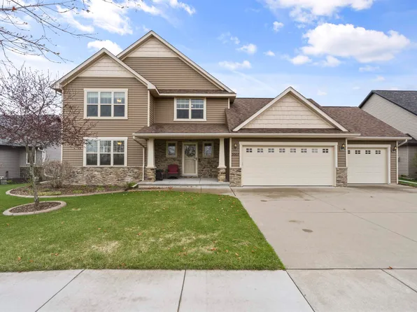 3007 Gardenia Dr, Little Chute, WI 54140