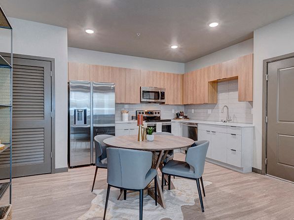 550 Marina Gateway Dr #1032