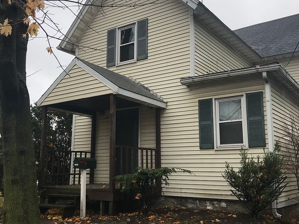 1st image of 395 4th St NW