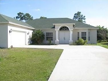 1st image of 542 SE Walters Ter