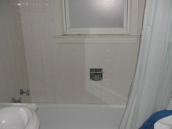 3rd image of 8926 Bronx Ave APT 1A