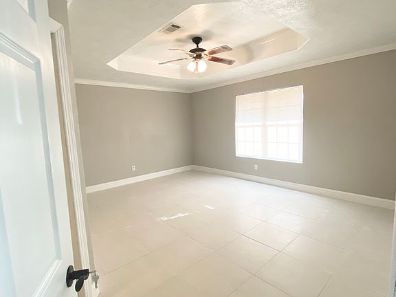 2nd image of 11156 Country Ln