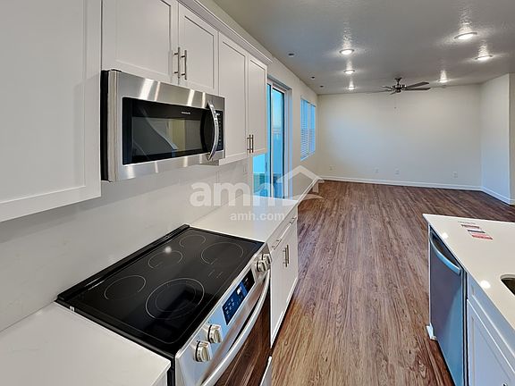 3rd image of 3414 N Annabell St