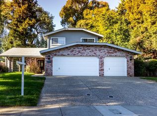7725 El Douro Dr, Sacramento, CA 95831