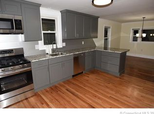 62 Anderson Ave, West Haven, CT 06516