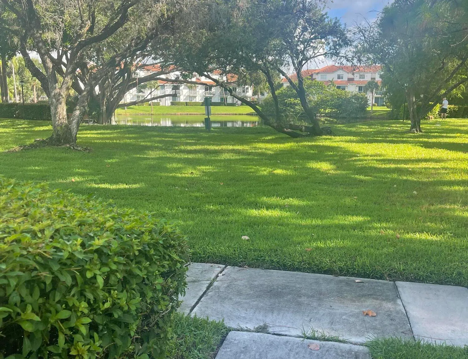1 bed, 1.0 bath, 696 sqft, $2,500 — Photo 1