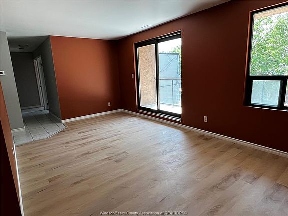 5th image of 3875 Tecumseh Rd E #3