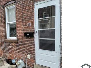 218 Lexington Ave #1, Crum Lynne, PA 19022
