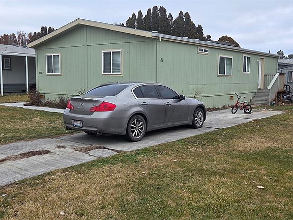 4th image of 4815 Airway Drive NE #177