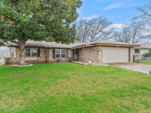 1508 Engblad Dr, Fort Worth, TX 76134