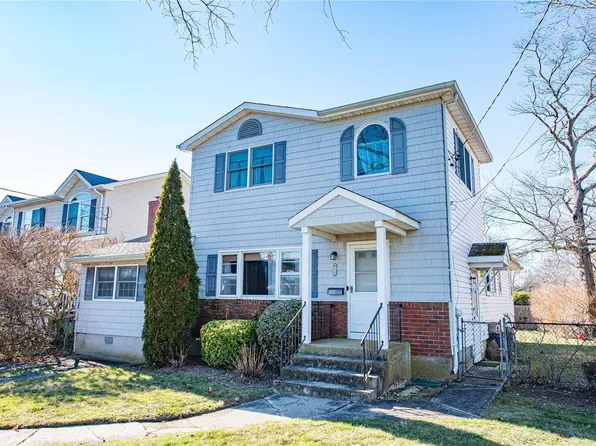 2048 Washington Avenue, Seaford, NY 11783