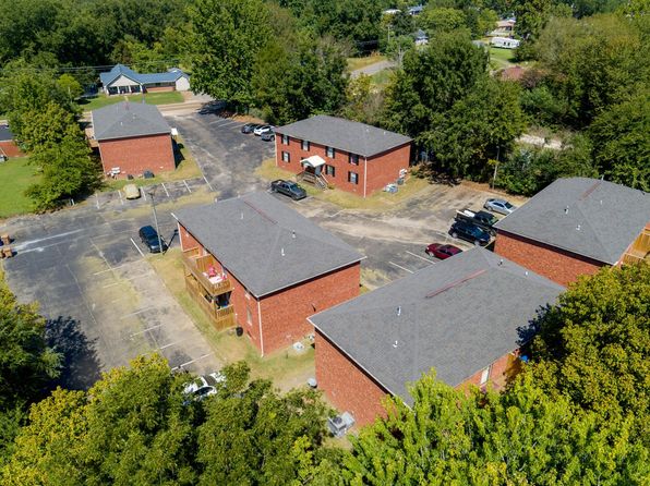 436 Natchez Trace Dr