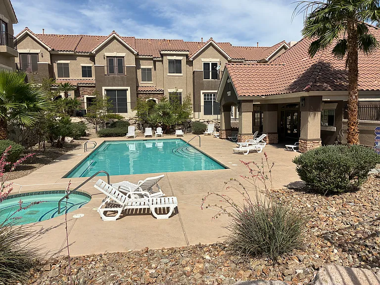2753 Fountain Ridge Ln — Photo 35
