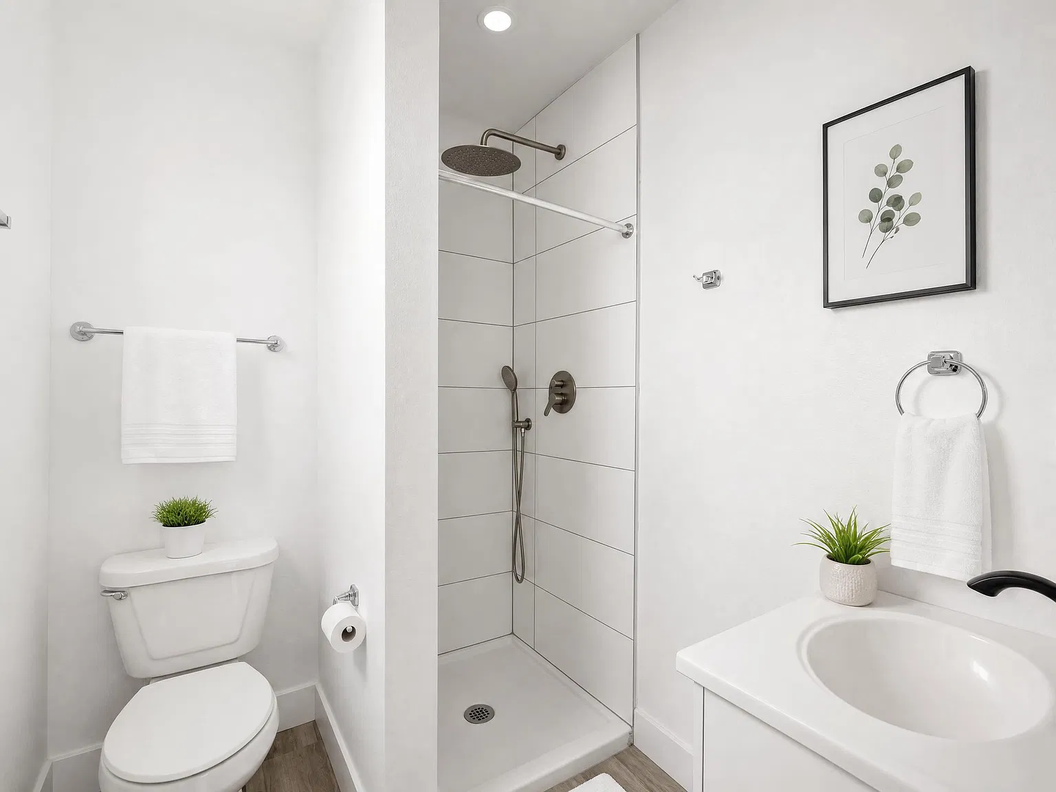1186 W 37th Pl - USC DPS — Photo 4