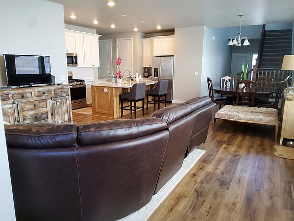 4th image of 10028 N Marigold Ln