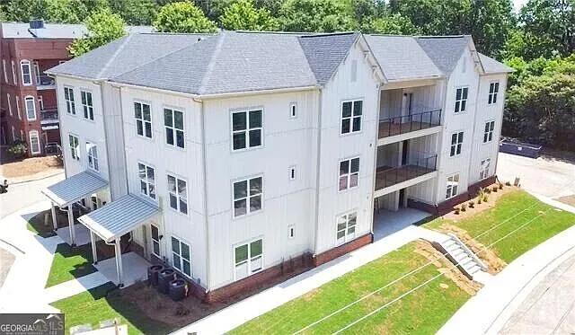 240 Martha Dr
