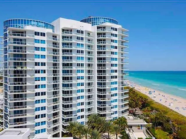 3801 Collins Ave #1102