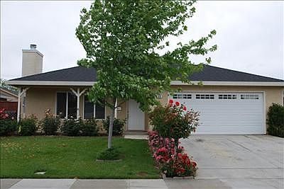 1st image of 610 Park Dr