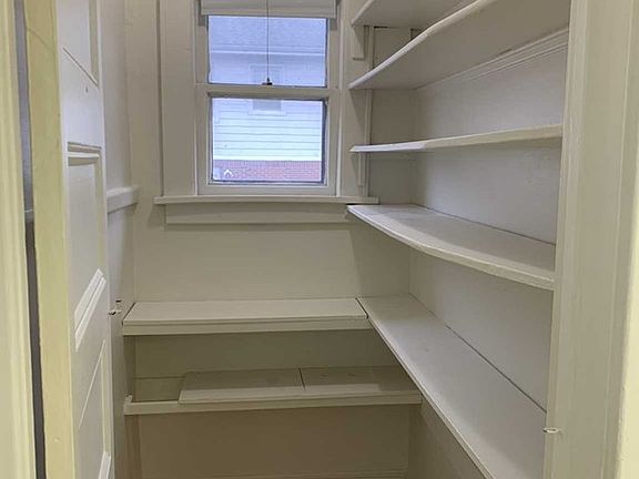 5th image of 500 Franklin Ave Floor 2
