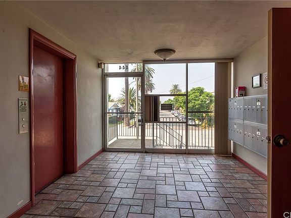 3rd image of 444 Obispo Ave #1