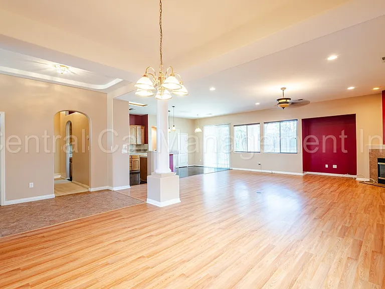10713 Alexander Falls Ave — Photo 6
