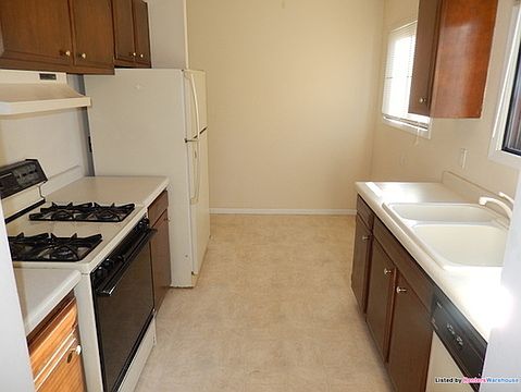 3rd image of 2717 Upland Ct N