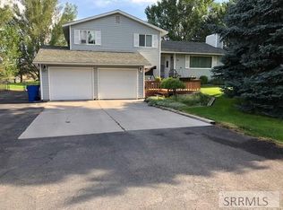 11290 W Whispering Cliffs Dr, Pocatello, ID 83202