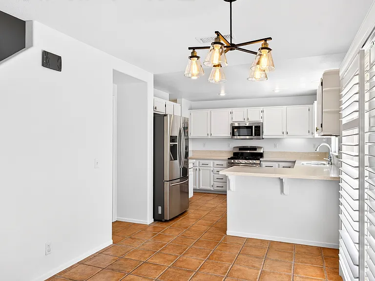 42028 Dunes Ct — Photo 10