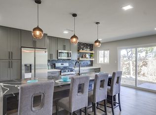 6439 Lake Athabaska Pl, San Diego, CA 92119